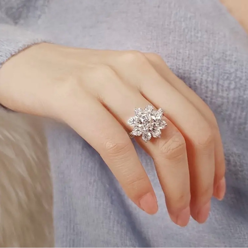 Silver Sparkling Rhinestone Ring - image 8